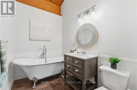 430 Winniett Street Haldimand ON N3W 1E4