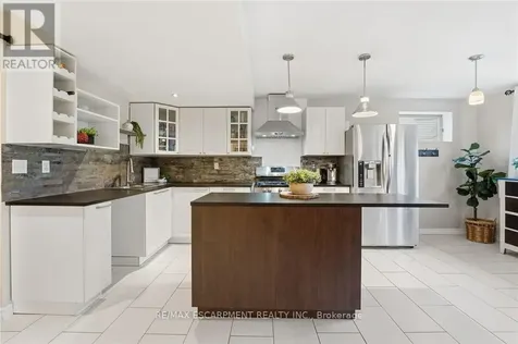 430 Winniett Street Haldimand ON N3W 1E4