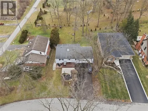 430 Winniett Street Haldimand ON N3W 1E4