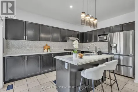 73 Fitzgerald Drive Cambridge ON N1T 2C6