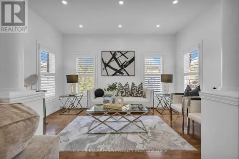 73 Fitzgerald Drive Cambridge ON N1T 2C6
