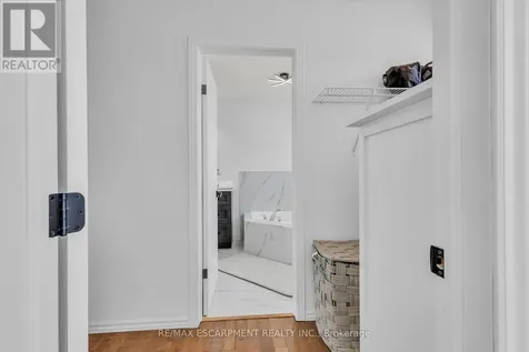 73 Fitzgerald Drive Cambridge ON N1T 2C6