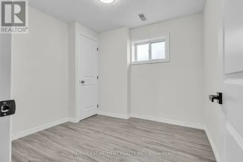 73 Fitzgerald Drive Cambridge ON N1T 2C6