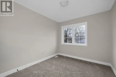 104 Walden Drive Shelburne ON L9V 3Y1