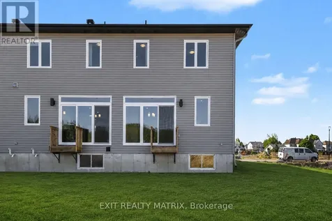 533 Regina Street Russell ON K0A 1W0