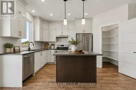 533 Regina Street Russell ON K0A 1W0