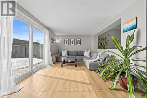 1771 Lamoureux Drive Ottawa ON K1E 2N5