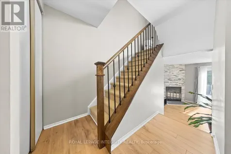 1771 Lamoureux Drive Ottawa ON K1E 2N5