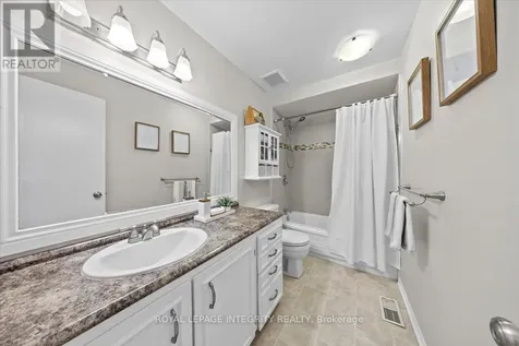 1771 Lamoureux Drive Ottawa ON K1E 2N5