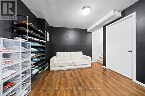 1771 Lamoureux Drive Ottawa ON K1E 2N5