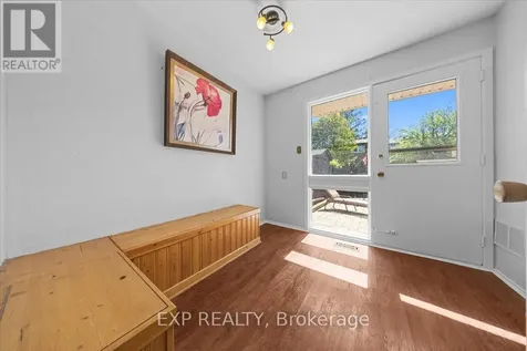 21 Midland Crescent Ottawa ON K2H 8P6