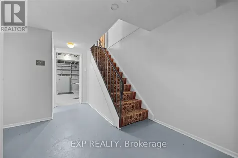 21 Midland Crescent Ottawa ON K2H 8P6
