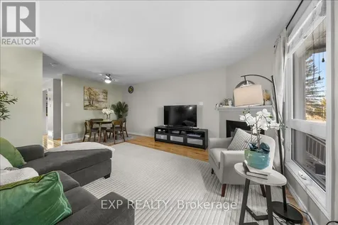 6287 Tealwood Place Ottawa ON K1C 7J9