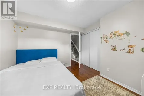 6287 Tealwood Place Ottawa ON K1C 7J9