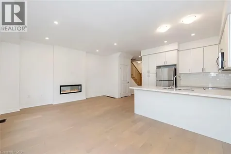 15 Linden Park Lane Hamilton ON L9A 1Y1