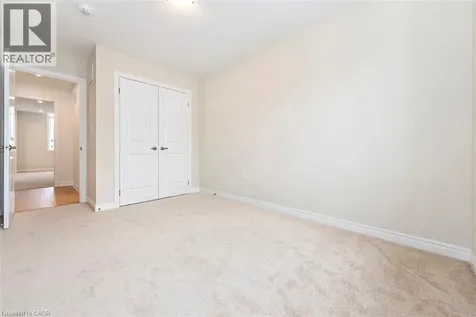 15 Linden Park Lane Hamilton ON L9A 1Y1