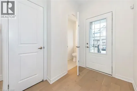 15 Linden Park Lane Hamilton ON L9A 1Y1