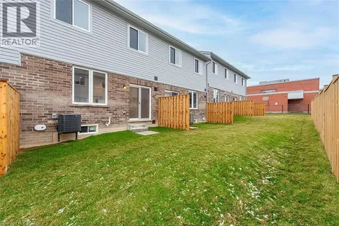 15 Linden Park Lane Hamilton ON L9A 1Y1