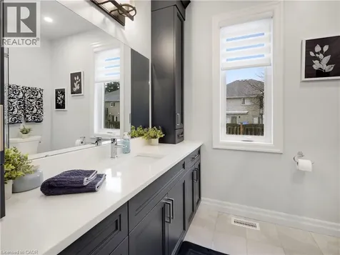 68 Cedar Street Paris ON N3L 0L4
