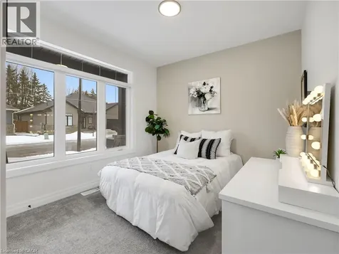 68 Cedar Street Paris ON N3L 0L4