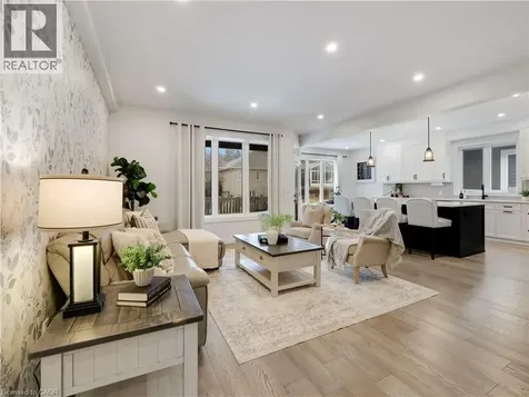 68 Cedar Street Paris ON N3L 0L4