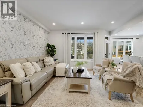 68 Cedar Street Paris ON N3L 0L4