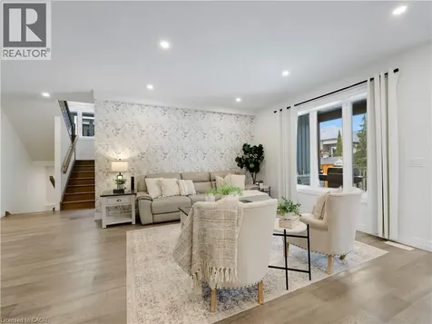 68 Cedar Street Paris ON N3L 0L4