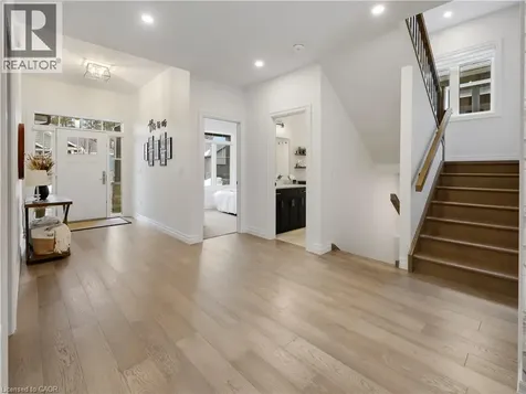 68 Cedar Street Paris ON N3L 0L4