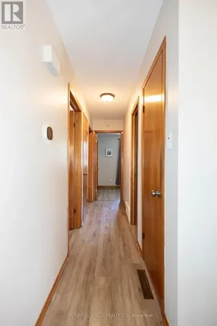 1107 Grand Avenue Cornwall ON K6H 4T6