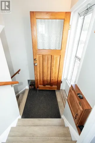 1107 Grand Avenue Cornwall ON K6H 4T6