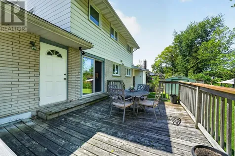 1607 Charles Street Cornwall ON K6J 1Z3