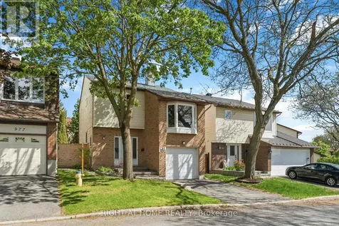 981 Barwell Avenue Ottawa ON K2B 8H4