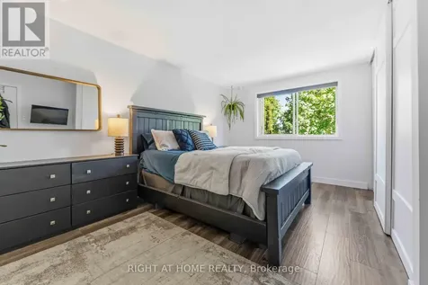981 Barwell Avenue Ottawa ON K2B 8H4