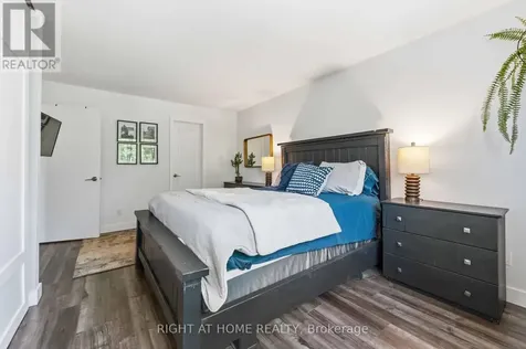 981 Barwell Avenue Ottawa ON K2B 8H4