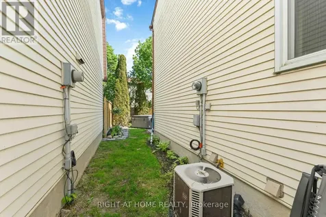 981 Barwell Avenue Ottawa ON K2B 8H4