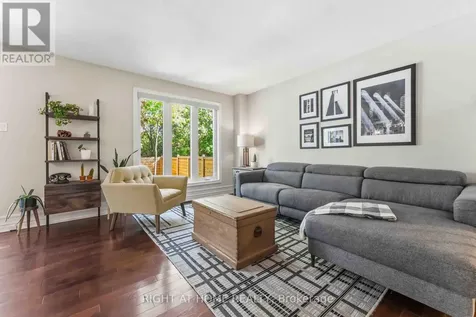 981 Barwell Avenue Ottawa ON K2B 8H4