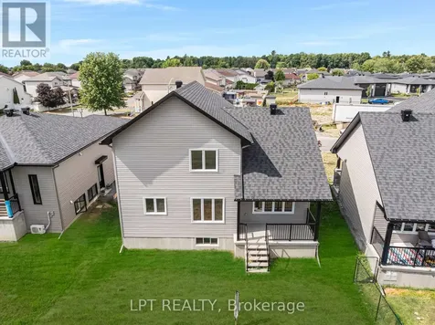 932 Katia Street The Nation ON K0A 2M0