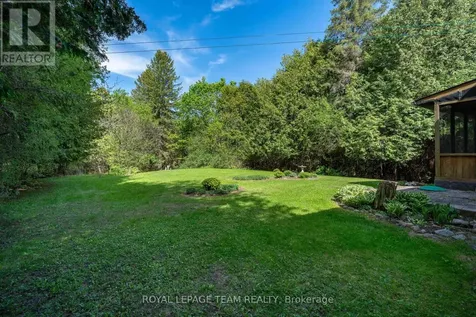 116 Deerwood Drive Ottawa ON K0A 2H0