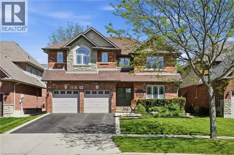 16 Oldmill Road Ancaster ON L9G 5E2