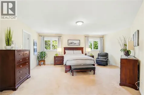 16 Oldmill Road Ancaster ON L9G 5E2