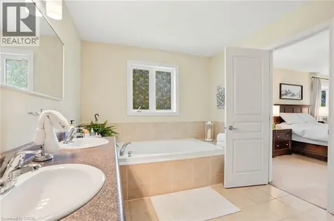 16 Oldmill Road Ancaster ON L9G 5E2