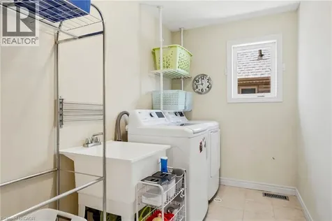 16 Oldmill Road Ancaster ON L9G 5E2
