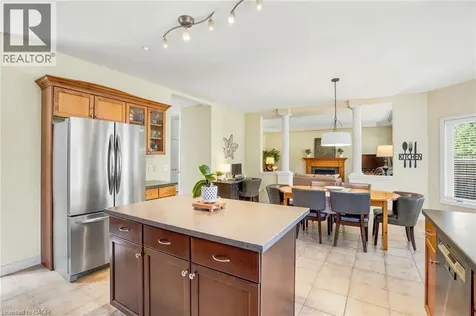 16 Oldmill Road Ancaster ON L9G 5E2