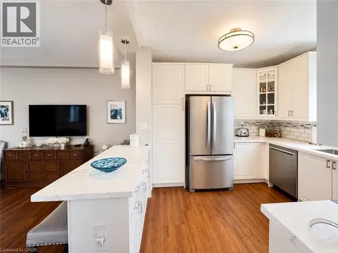 5250 Lakeshore Road Burlington ON L7L 5L2