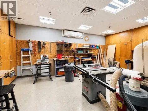5250 Lakeshore Road Burlington ON L7L 5L2