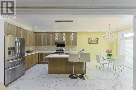16 Foshan Avenue Markham (berczy) ON L6C 0S1