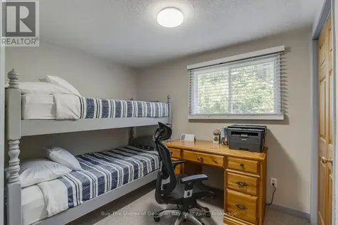 89 Andrew Drive Tiny ON L9M 0B4