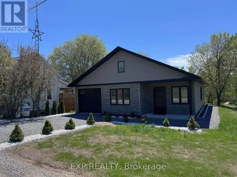 15 Zilney Street Madawaska Valley ON K0J 1B0