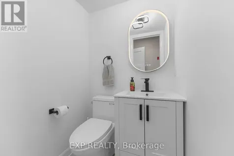 15 Zilney Street Madawaska Valley ON K0J 1B0