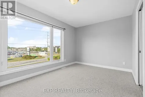 404 Terravita Private Ottawa ON K1V 2R9